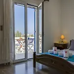 Angeliki's Párosz