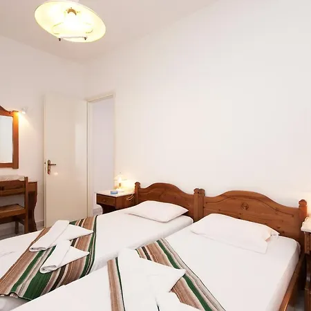 Pensión Angeliki's Páros