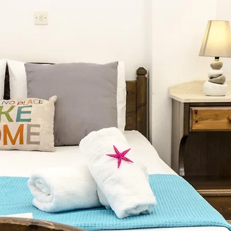 Angeliki's 3* Páros