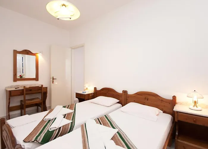 Πανσιόν Angeliki's Πάρος