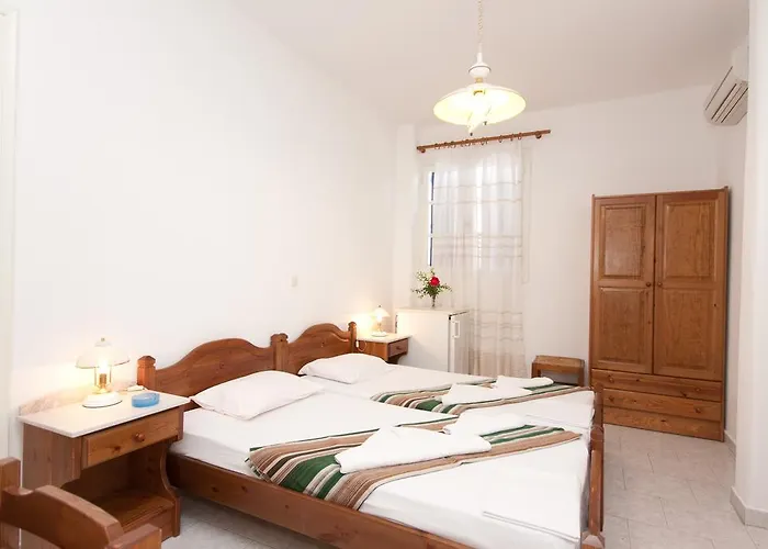 Angeliki's Parikia (Paros)